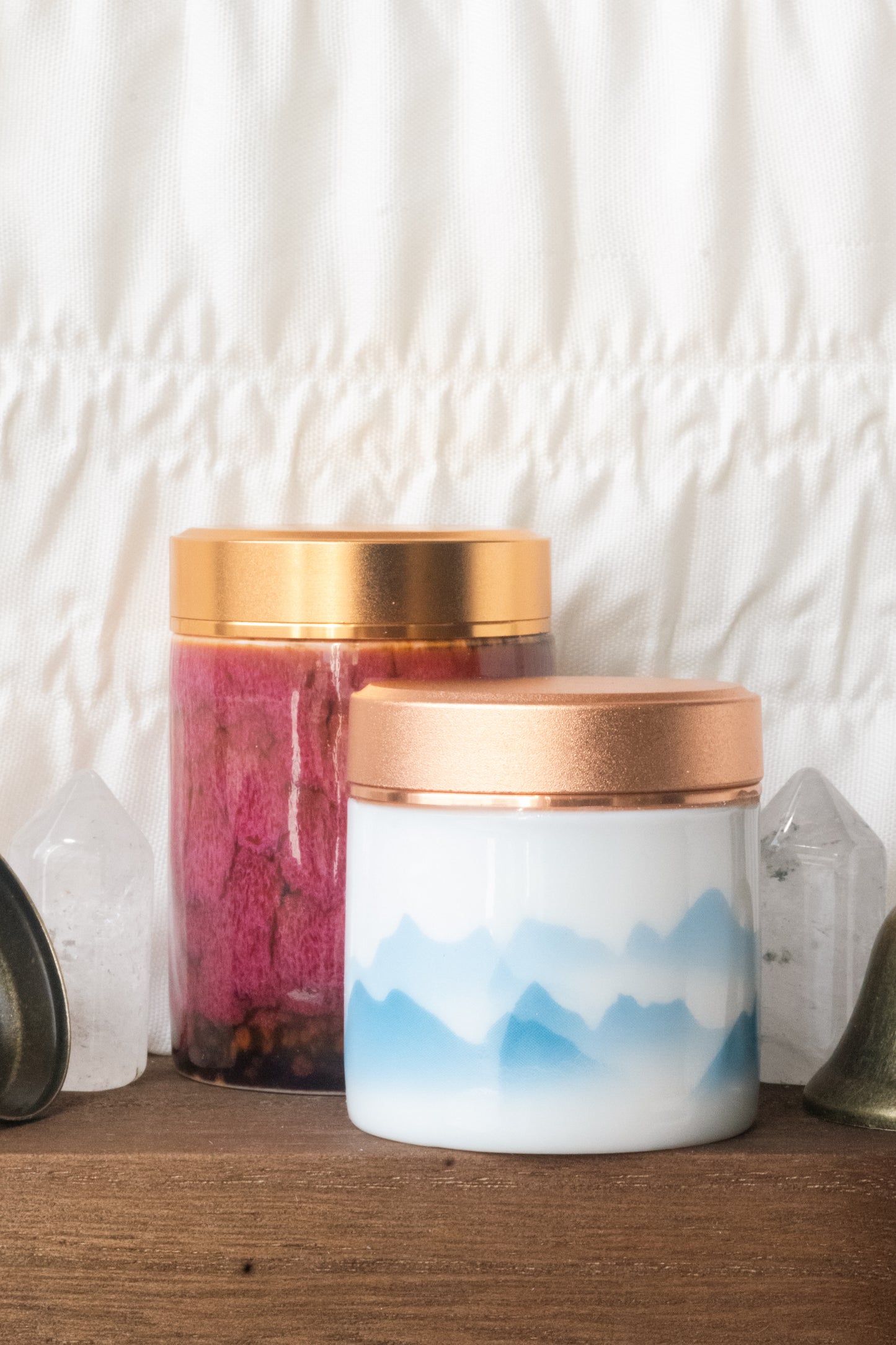 Metal Lid Urn Adoption