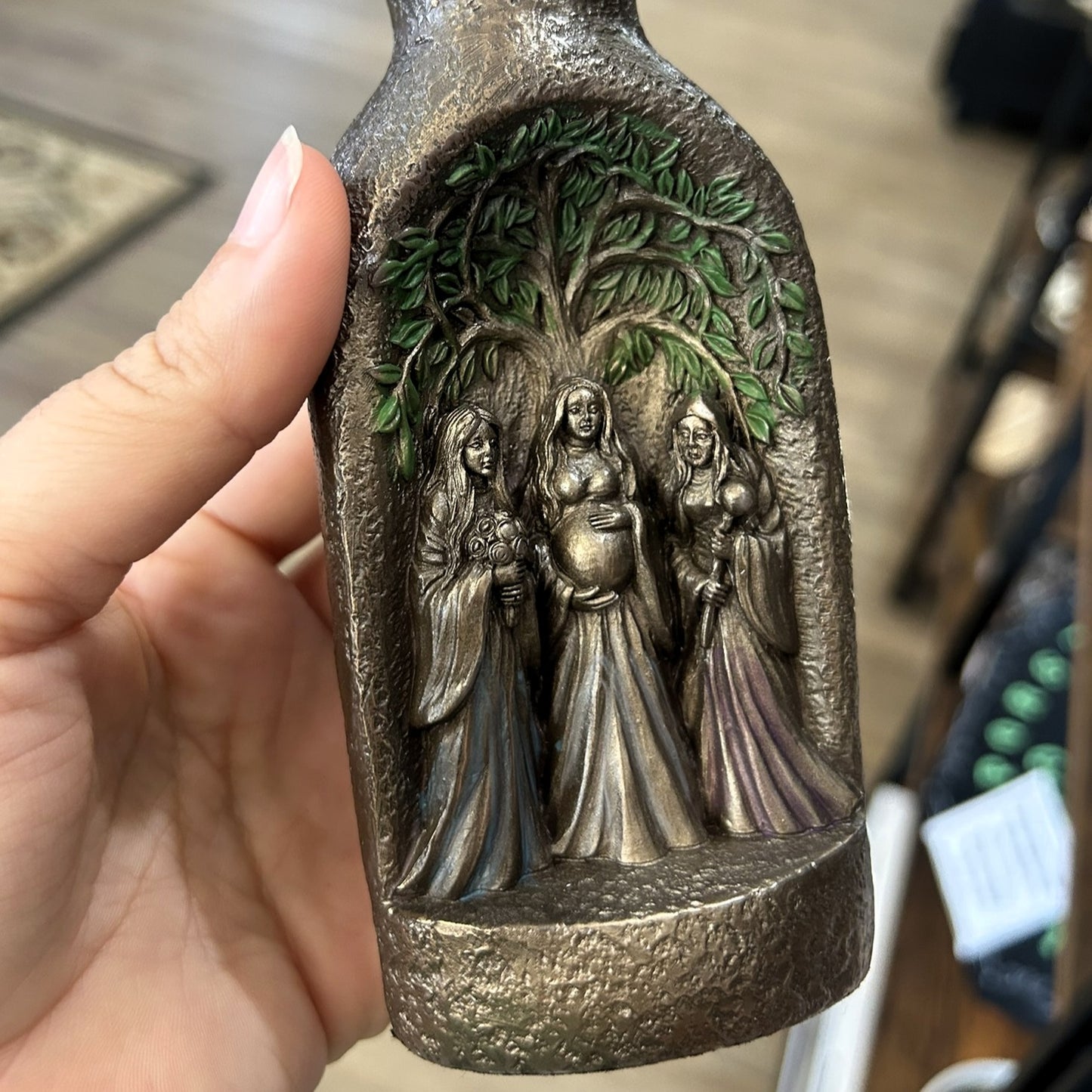 Maiden, Mother, Crone Statue
