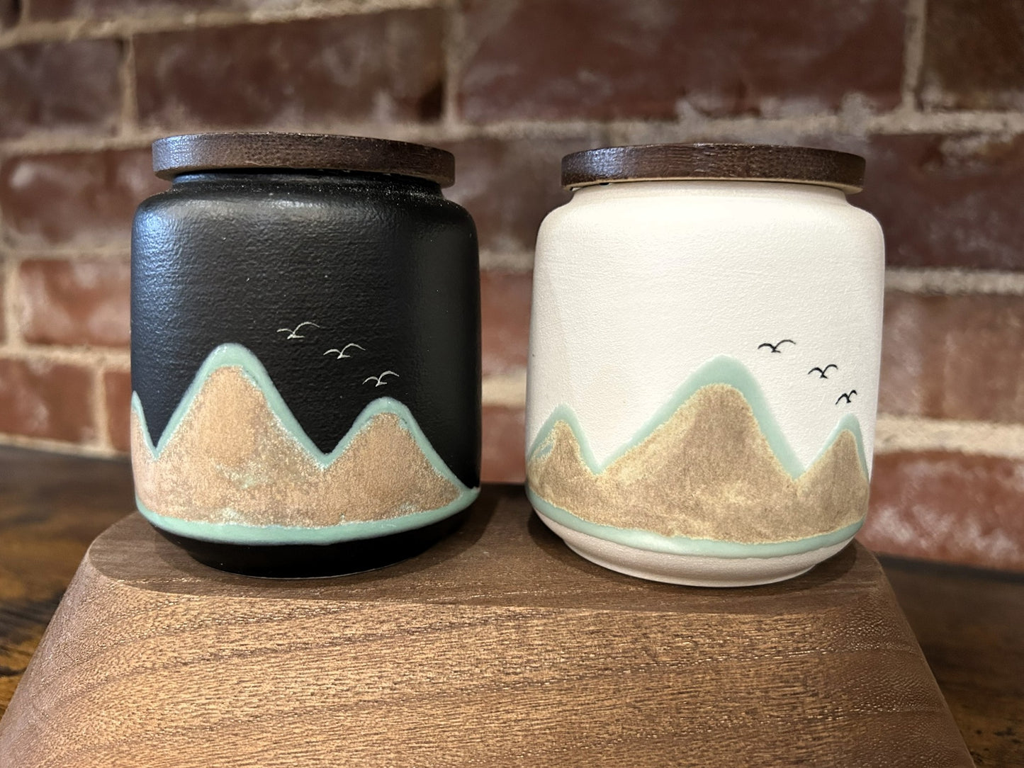 Large Mountain Urn